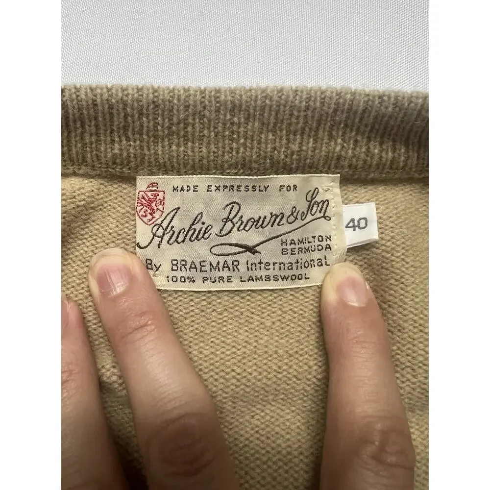 Archie Brown & Son 100% Lambswool Women’s Cardigan Camel Gold Sweater Size 40 - Picture 3 of 16